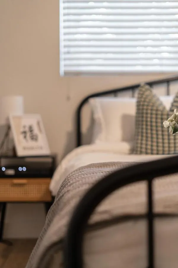 Discover Uptown! Quiet Location & Parking & Washer Dryer Phoenix